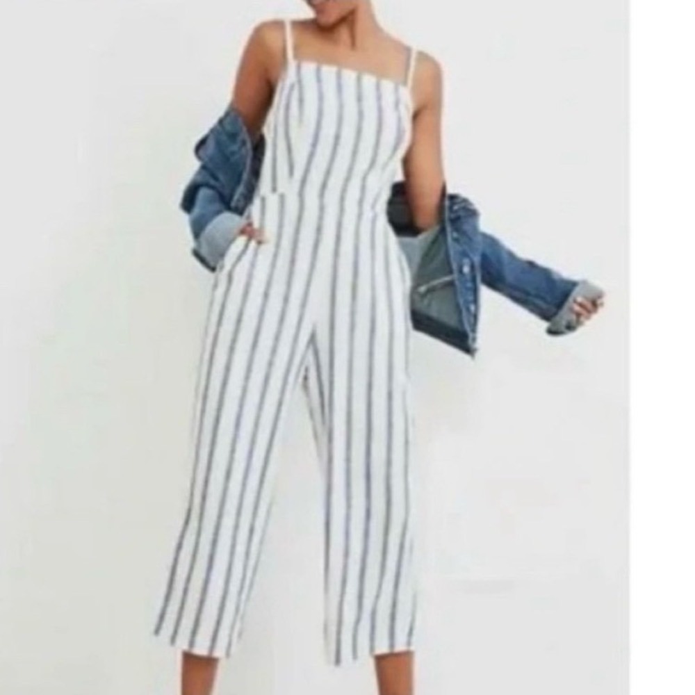 Old navy linen Striped Jumpsuit Sz XS summer beach vacation streetwear‎ pockets